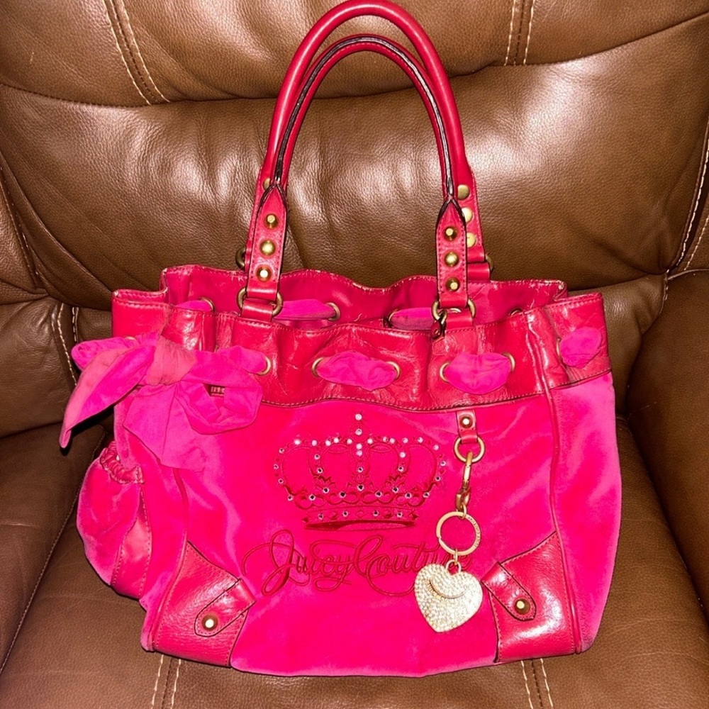 *SOLD* Hot pink htf Juicy Couture crown bag